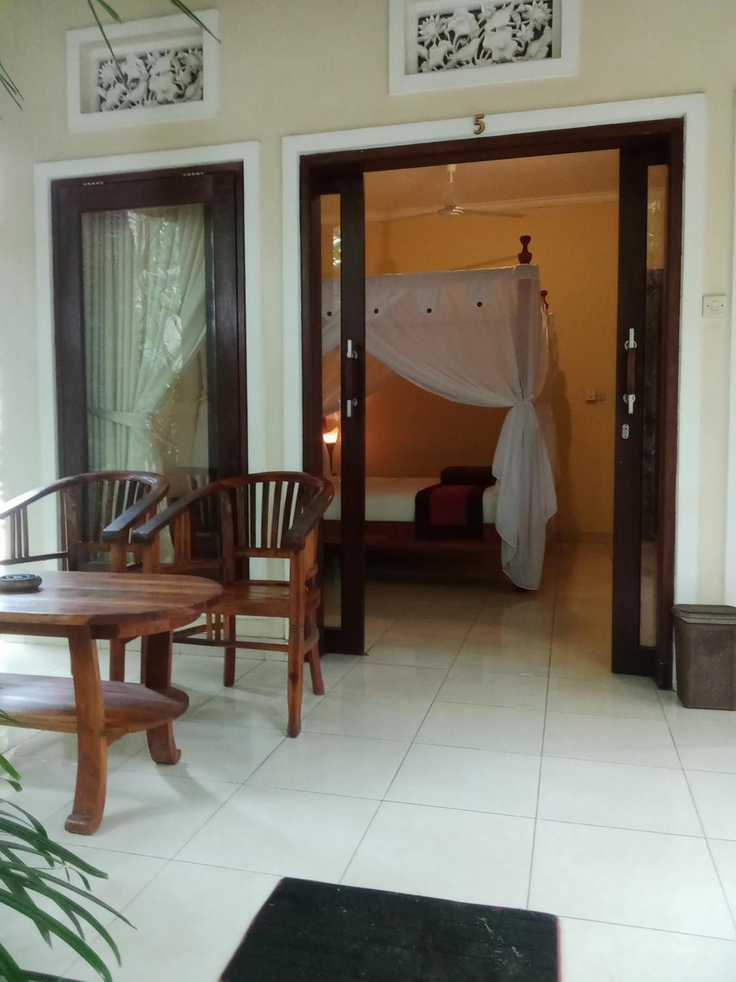 Pondok Aldi Hostel Amed  Ngoại thất bức ảnh